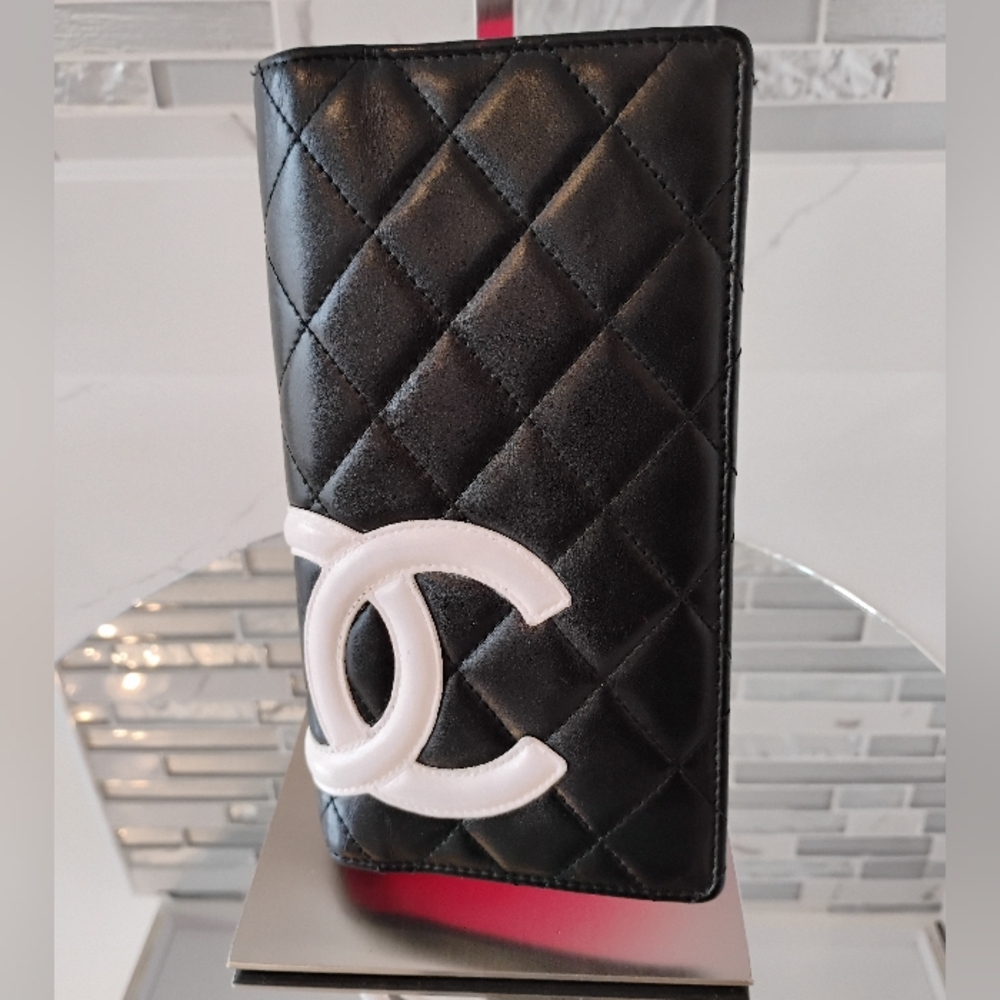 Chanel Cambon Bifold Wallet - Black with White CC & Pink Leather Inside - Picture 1 of 15